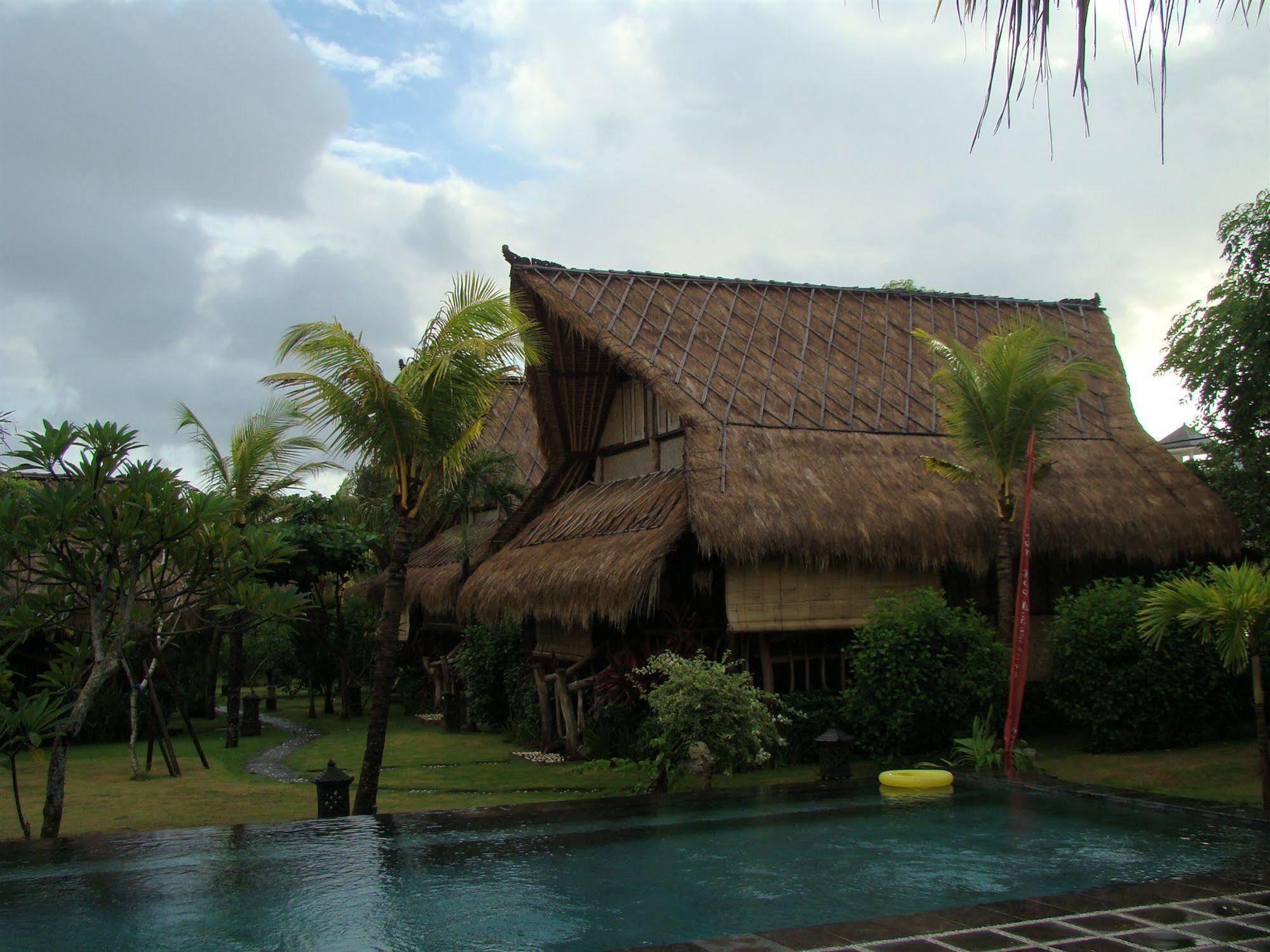 Flower Bud Bungalow Pecatu  Bagian luar foto