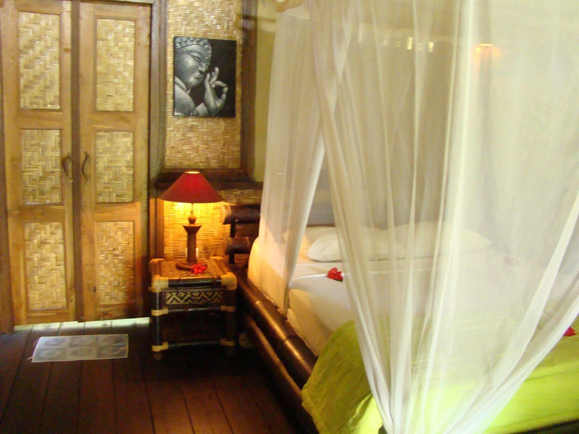 Flower Bud Bungalow Pecatu  Bagian luar foto